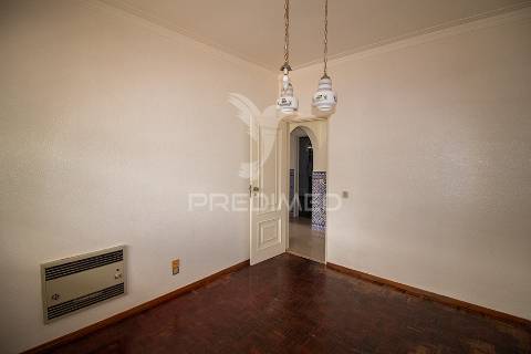 Moradia independente t4