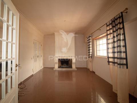 Moradia independente t4