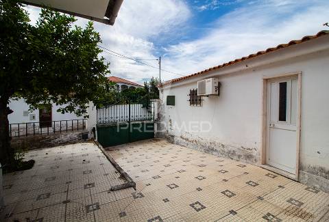 Moradia independente t4