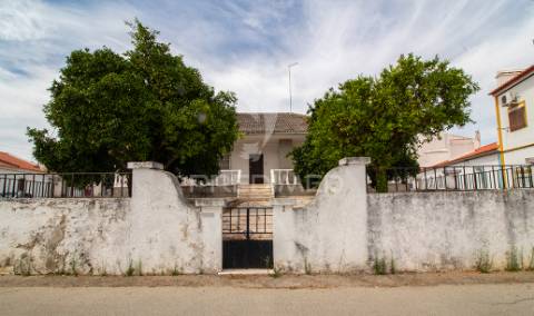 Moradia independente t4