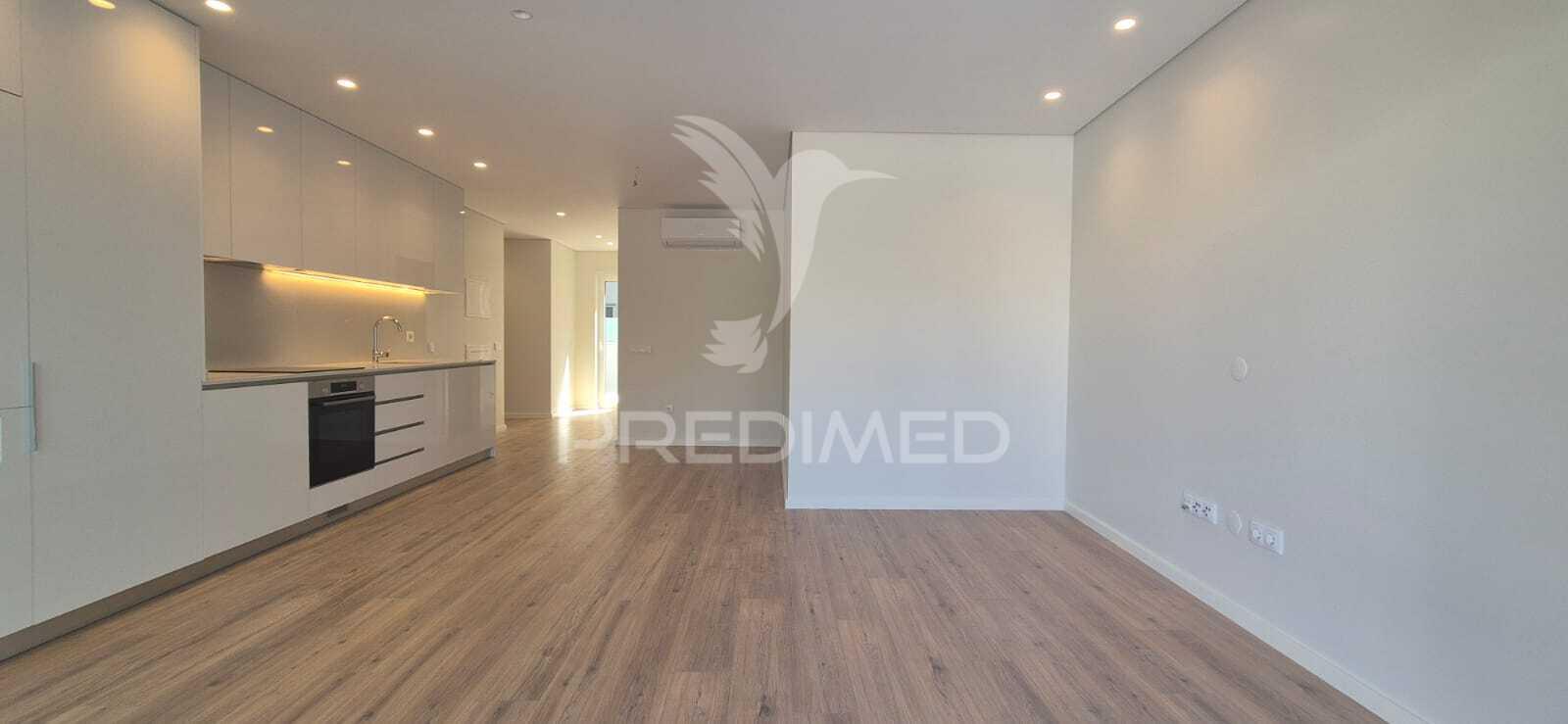 Empreendimento com apartamento t2 em s.vicente, braga