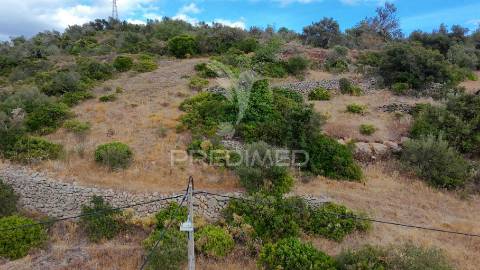 Terreno rustico com vista mar estoi
