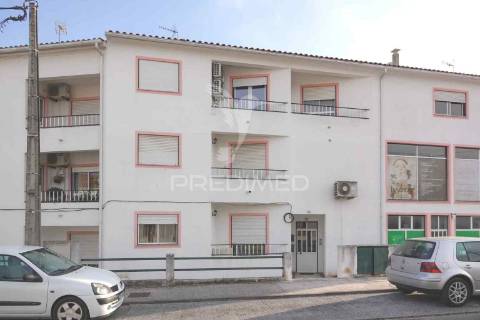 Apartamento t3, chainça - abrantes.