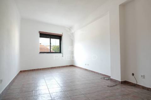 Apartamento t3, chainça - abrantes.