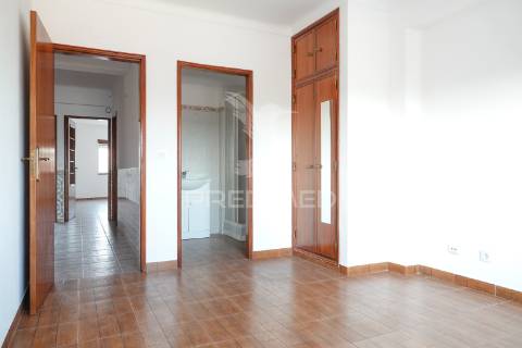 Apartamento t3, chainça - abrantes.