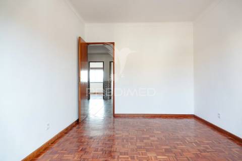 Apartamento t3, chainça - abrantes.