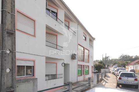 Apartamento t3, chainça - abrantes.