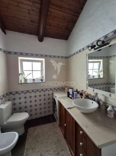 Moradia t2 com salamandra e pátio exterior