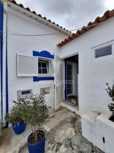 Moradia t2 com salamandra e pátio exterior