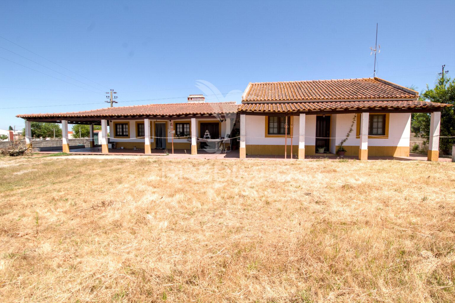 Casa rústica t3 em marinhais