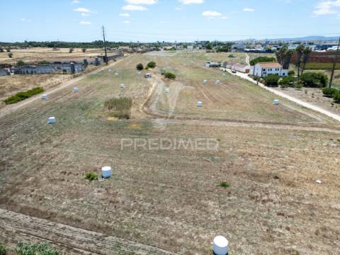 Vende se terreno alcochete c/ 15973m2 640.000€