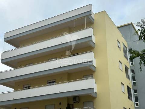 Vende se t4 saboaria / setúbal  610.000€