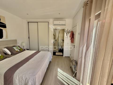 Moradia t3 com cave, rooftop e vista mar – olhão