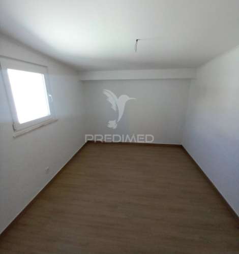 Moradia t3+1 remodelada