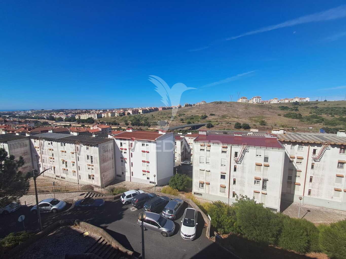 Apartamento t3 em monte abraão, massamá