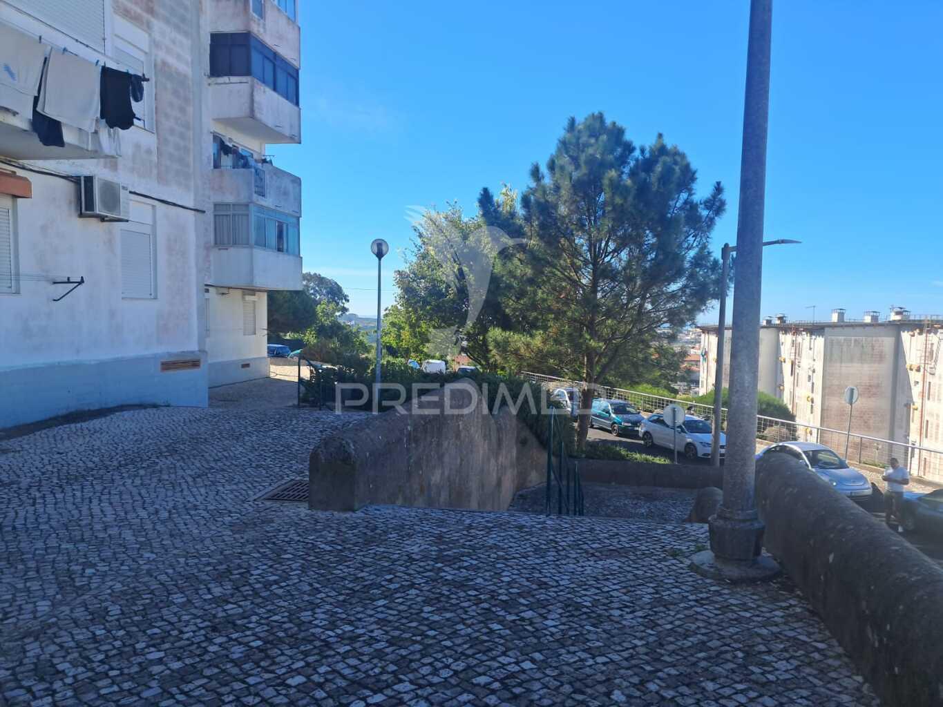 Apartamento t3 em monte abraão, massamá