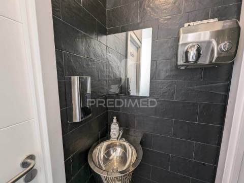 Restaurante italiano, novo, em vila real de santo antónio