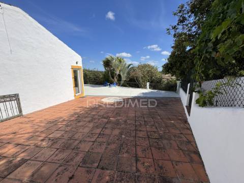 Propriedade com 3 moradias