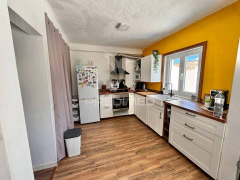 Propriedade com 3 moradias