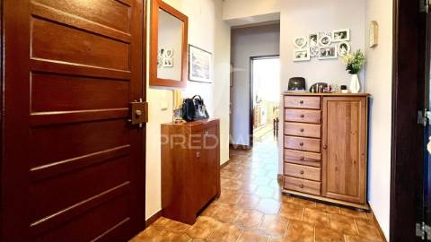 Apartamento t3 (atualmente t2) com localização de excelência