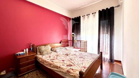 Apartamento t3 (atualmente t2) com localização de excelência