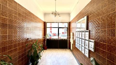 Apartamento t3 (atualmente t2) com localização de excelência