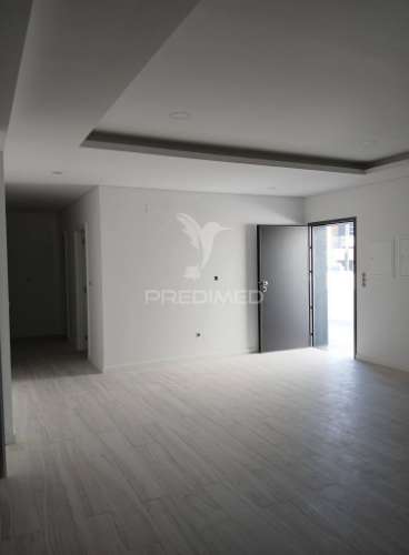 Vende se  moradia térrea t3+1 nova  – fernão ferro, seixal 620.000€