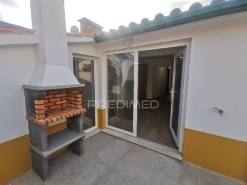 Casa térrea de aldeia