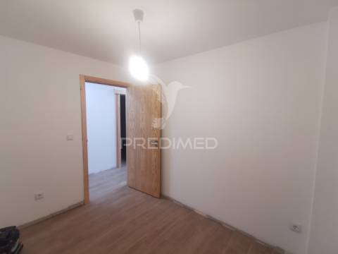 Casa térrea de aldeia