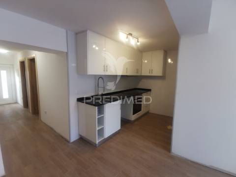 Casa térrea de aldeia