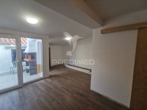 Casa térrea de aldeia