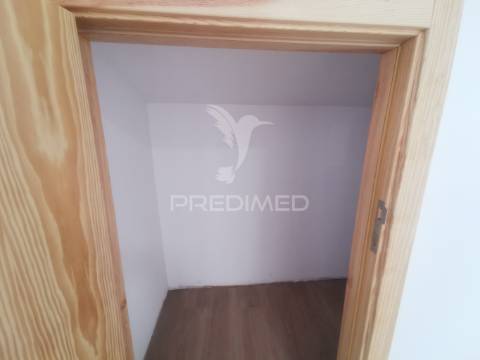 Casa térrea de aldeia