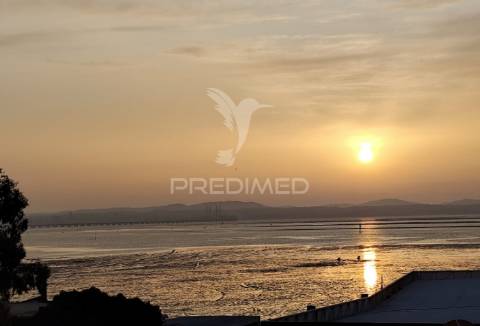 T4 na frente ribeirinha de alcochete