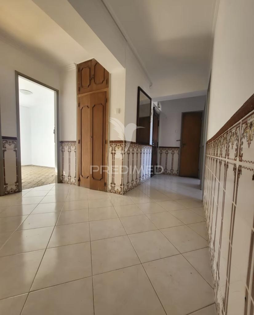Oportunidade única – apartamento t3 em monte abraão!