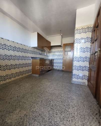 Oportunidade única – apartamento t3 em monte abraão!
