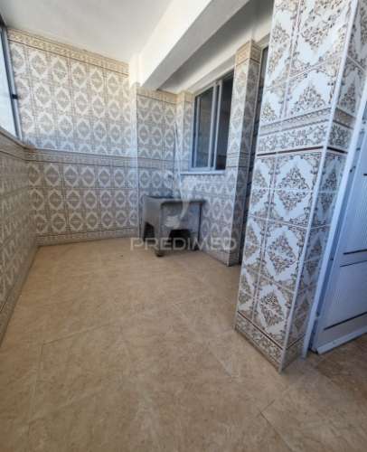 Oportunidade única – apartamento t3 em monte abraão!