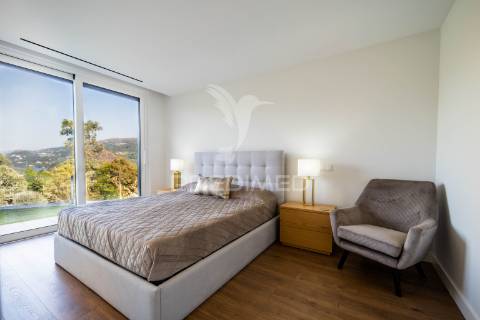 Moradia térrea t3 - com vistas para a barragem (rio caldo - gerês)