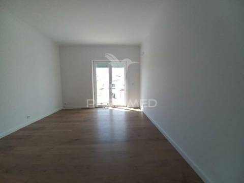 Moradia t3 com vista mar e localização privilegiada – ericeira