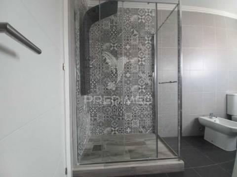 Moradia t3 com vista mar e localização privilegiada – ericeira