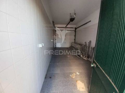 Moradia t4 + 1 com vista mar – ribamar