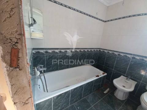 Moradia t4 + 1 com vista mar – ribamar