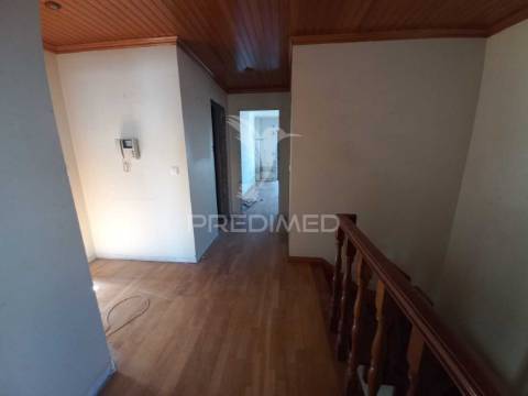 Moradia t4 + 1 com vista mar – ribamar