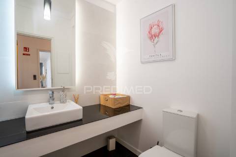 Vivenda exclusiva com vista panorâmica para a baía do funchal