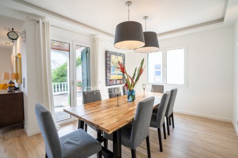 Vivenda exclusiva com vista panorâmica para a baía do funchal