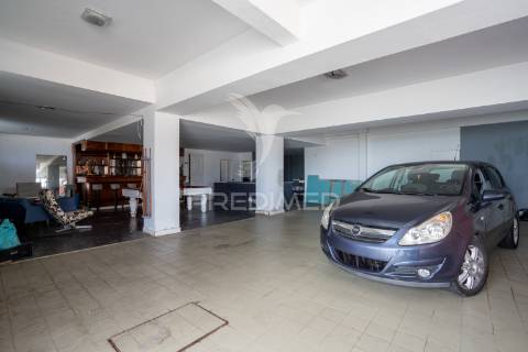 Vivenda exclusiva com vista panorâmica para a baía do funchal