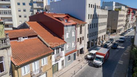 Apartamento t0 – cobertura com terraço – braga