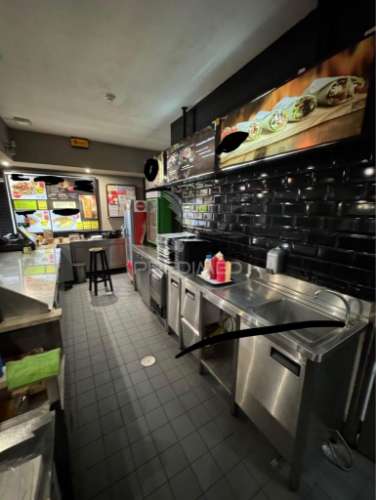 Oportunidade única – trespasse em centro comercial!