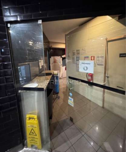 Oportunidade única – trespasse em centro comercial!