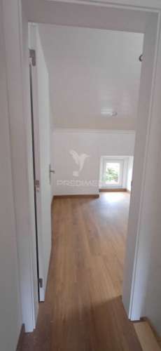 Moradia t2 remodelada em santana da carnota (alenquer)
