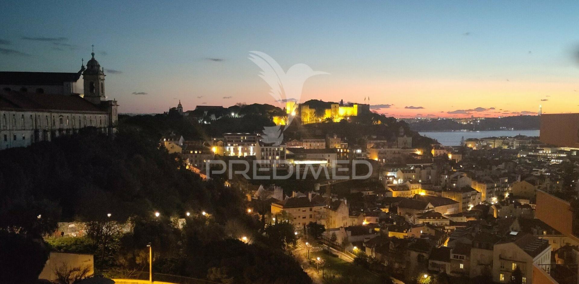 Apartamento t2 com 117 m2 e vista fabulosa, graça,  lisboa